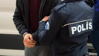 İzmir'de Yasa Dışı Bahis Operasyonunda 20 Kişi Tutuklandı