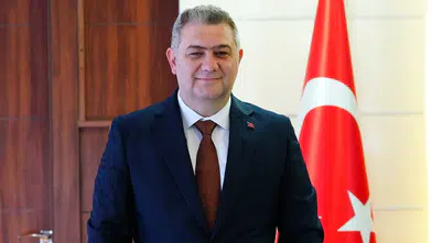 Bolu Belediye Başkan Vekili Tuna Özcan ve meclis üyeleri CHP'den istifa etti