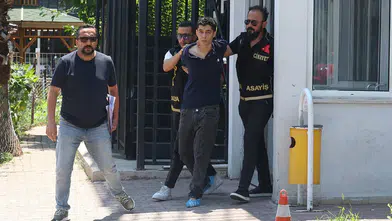 Ablalarına “içlerine şeytan girdi” diyerek saldıran erkek tutuklandı