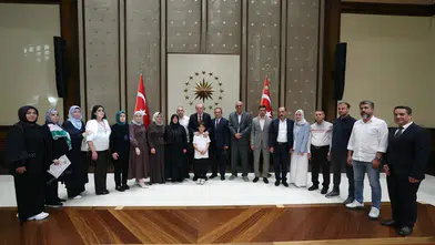 Başkan Erdoğan Kahramanmaraş'taki okul saldırısında hayatını kaybedenlerin ailelerini kabul etti