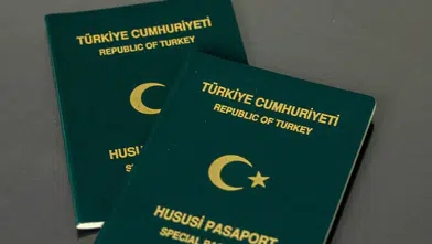 Ulaştırma Bakanı Uraloğlu: Pilot ve kabin memurlarına yeşil pasaport için yeni çalışma yok
