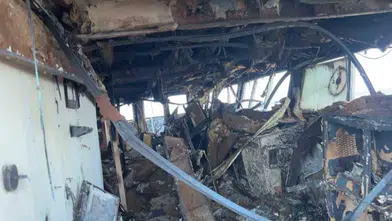 Rusya'da vurulan Türk gemisinin içindeki hasar görüntülendi