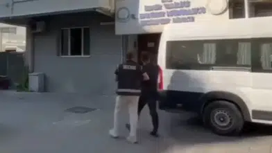 İzmir'de tefeci operasyonu: 7 şüpheli tutuklandı, 2 milyon liraya el konuldu