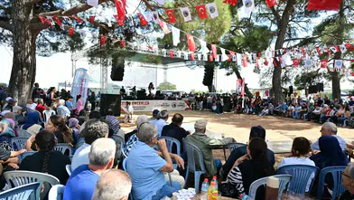Kula Encekler Bağdatlı Sultan Şenliği’nde Birlik ve Kardeşlik Buluşması