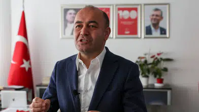 YENİ Parti'li Karabat: İBB üyelerine 'AK Parti'ye geçersen dosyan kapanır' baskısı var