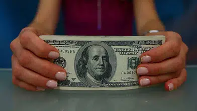 Ekonomistler ağustosta 3,5 milyar dolar cari fazla öngördü