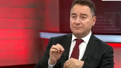Babacan: Fon yasası krizi çözmez, sermaye piyasasındaki erime sürüyor