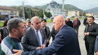 CHP’li Yıldırım Kaya’dan Zonguldak’ta esnaf ve taziye ziyareti