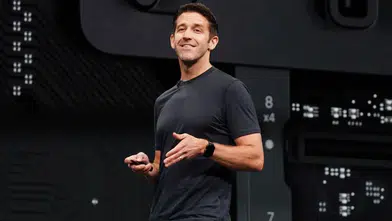 Apple'ın yeni CEO'su John Ternus tasarım stüdyosunu sık ziyaret ediyor
