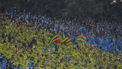 Fenerbahçe, Galatasaray deplasmanına gidecek taraftarlarına yağmurluk ve bere dağıtacak