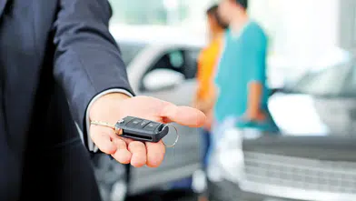 Pazarı elektrikli ve ticari araçlar taşıdı