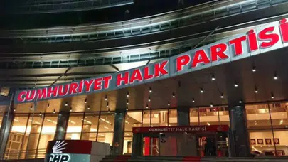 CHP'nin Ankara'daki kalesi bölündü: İki yönetim, iki ayrı bina