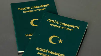 Ulaştırma Bakanı Uraloğlu: Pilot ve kabin memurlarına yeşil pasaport için yeni çalışma yok