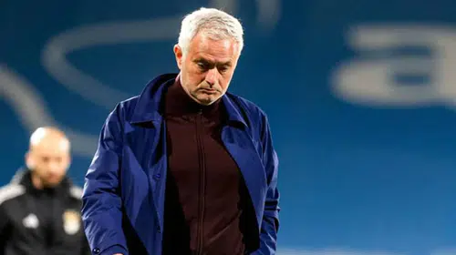Real Madrid, Jose Mourinho ile üç yıllık sözleşme imzaladı