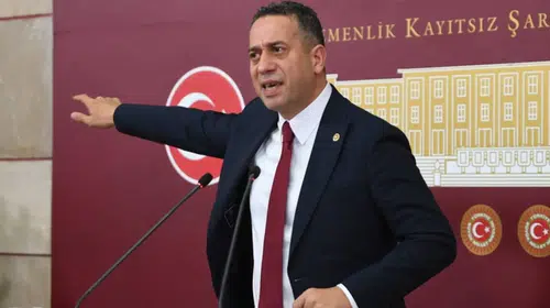İhraç hamlesine Ali Mahir Başarır'dan tepki: "Gözleri dönmüş bunların!"