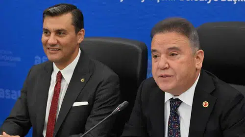 Muhittin Böcek'in iddiasına Ferdi Zeyrek'in seçim kampanyasını yürüten isimden yanıt