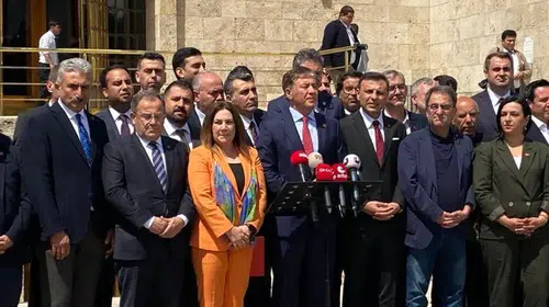 CHP'li 72 il başkanı: "Önce kurultay, sonra iktidar"