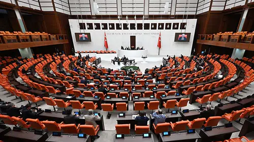 TBMM'de emniyet ve basın düzenlemelerini içeren teklife onay