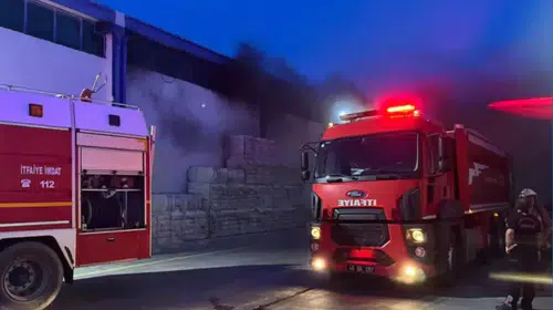 Maraş'ta tekstil fabrikasında yangın çıktı