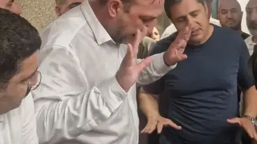 CHP İzmir İl Binasında Krizin Boyutu Büyüyor: Gümrükçü'den 'Küfür' İddiası