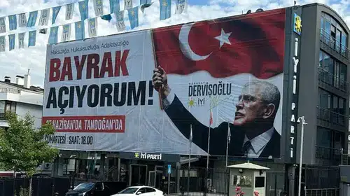 Ankara'da 27 Haziran mitingi için hazırlık: İYİ Parti Genel Merkezi'ne dev pankart asıldı