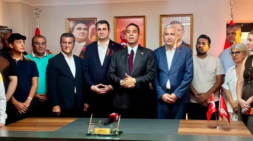 Ali Mahir Başarır'dan dokunulmazlık iddialarına yanıt: Bu bir bayrak yarışı