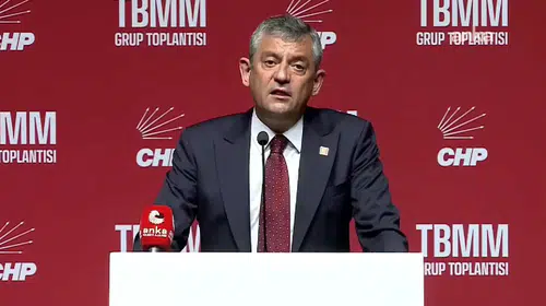 Özgür Özel Eskişehir'den seslendi: "Bu ülkeyi ilk seçimlerde sizden kurtarmaya kararlıyız, bunu böyle bilin"