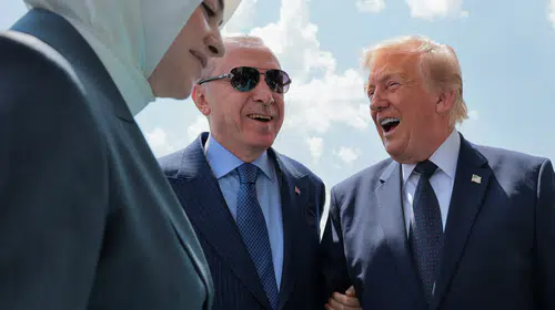 Trump Türkiye'de: Erdoğan törenle karşıladı