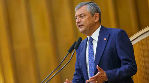 Özgür Özel 'seçilmişlere darbe yapılıyor' dedi ve Kılıçdaroğlu'na yanıt verdi