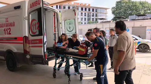 Sitede kaybolan 2 yaşındaki çocuk yüzme havuzunda ölü bulundu