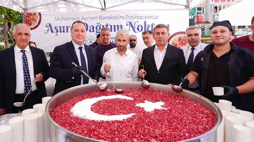 Manisa Büyükşehir’den Muharrem Ayında 20 Bin Kişiye Aşure İkramı