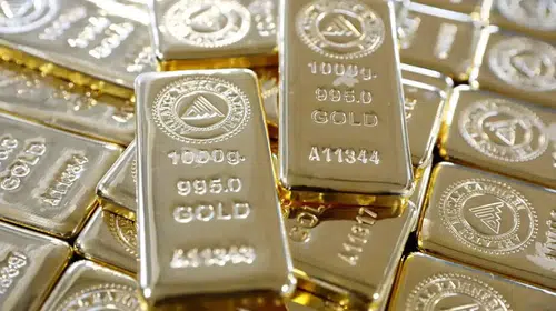 Standart altının kilogram fiyatı yüzde 2,3 artışla 7 milyon 39 bin 200 liraya yükseldi