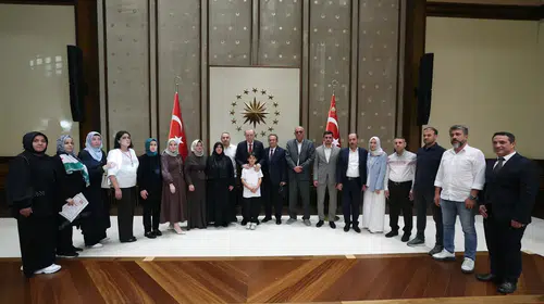 Başkan Erdoğan Kahramanmaraş'taki okul saldırısında hayatını kaybedenlerin ailelerini kabul etti