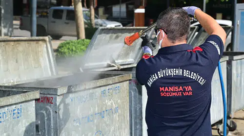 Büyükşehir’den Çöp Konteynerlerinde Temizlik ve İlaçlama Seferberliği