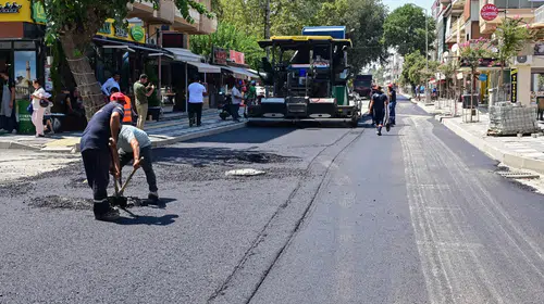 Salihli’nin Şüheda Caddesi Baştan Aşağı Yenileniyor