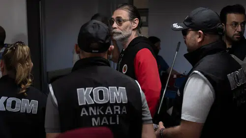 Etimesgut Belediye Başkanı Erdal Beşikçioğlu'nun esrar testi pozitif çıktı