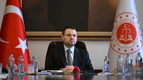 Akın Gürlek duyurdu: HSK 2026’da 84 hâkim ve savcıyı meslekten çıkardı
