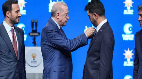 Otuzdan fazla belediye başkanının AK Parti'ye geçeceği öne sürüldü