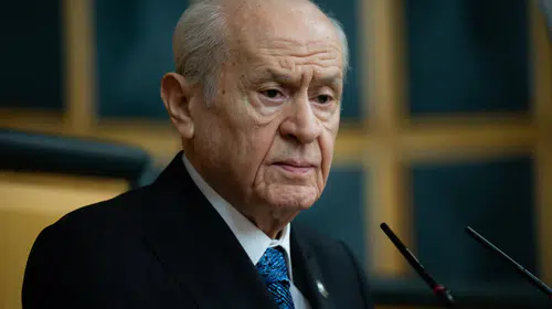 Bahçeli'den Leyla Zana'ya başsağlığı telefonu