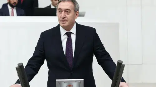 Dem Parti Eş Genel Başkanı Bakırhan, hastanedeki Mehdi Zana'yı ziyaret etti