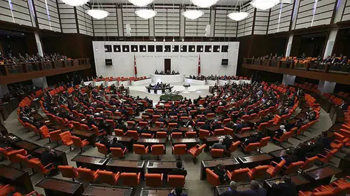 Meclis 'Terörsüz Türkiye' sürecinin çerçeve yasasını 468 oyla kabul etti