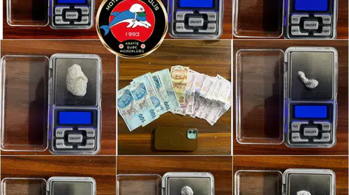 İzmir'de uyuşturucu operasyonlarında 2 bin 403 hap ele geçirildi