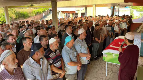 Beypazarı'ndaki maden kazasında hayatını kaybeden işçi toprağa verildi