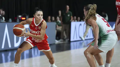 A Milli Kadın Basketbol Takımı Portekiz'i yine mağlup etti