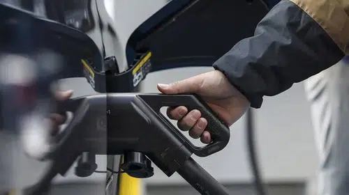 Türkiye'de elektrikli otomobil sayısı ağustosta 472 bine ulaştı