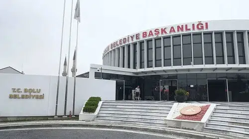 Bolu Belediyesi'nde 'hayalet araç' skandalı: 7 personel adliyeye sevk edildi