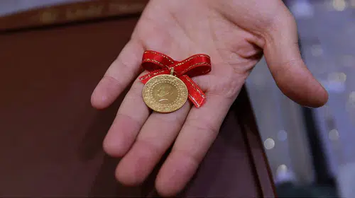 Altının ons fiyatı yıl sonuna kadar 4 bin 500–5 bin dolar aralığını görebilir