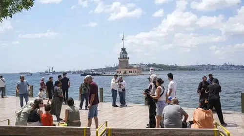 Meteoroloji'den hafta sonu uyarısı: Bu bölgelerde gök gürültülü sağanak var