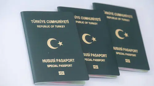 Turist rehberlerinden yeşil pasaport talebi: 15-20 yıllık meslek tecrübesi şartı