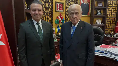 Bahçeli'nin danışmanından tribünlerdeki 'Öcalan' sloganına tepki: 'Bunu ilk bulan kimdir?'
